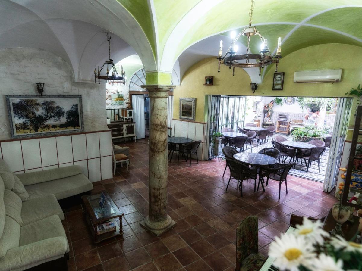 Hotel Las Palmeras By Vivere Stays Zafra Esterno foto
