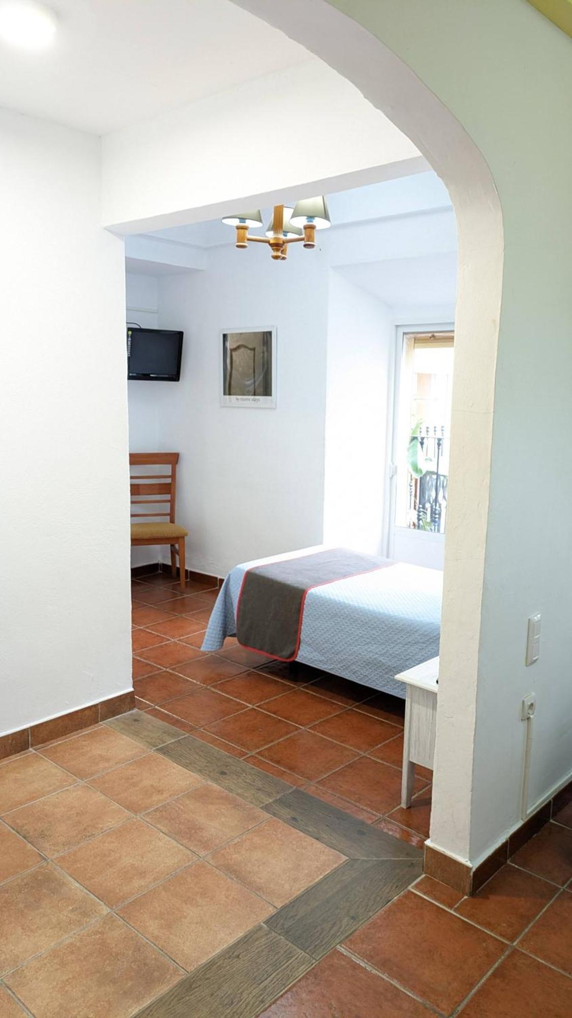 Hotel Las Palmeras By Vivere Stays Zafra Esterno foto