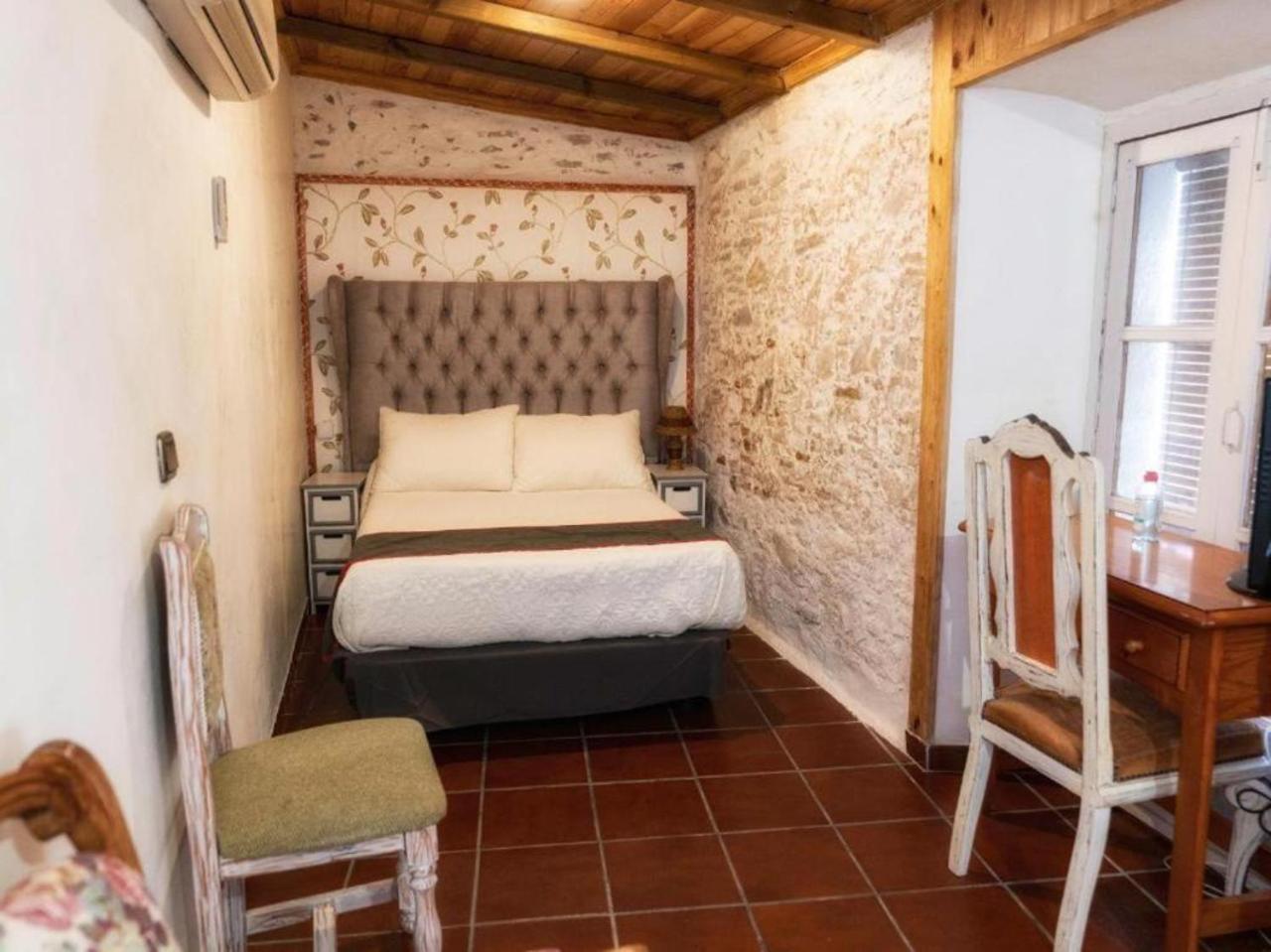 Hotel Las Palmeras By Vivere Stays Zafra Esterno foto